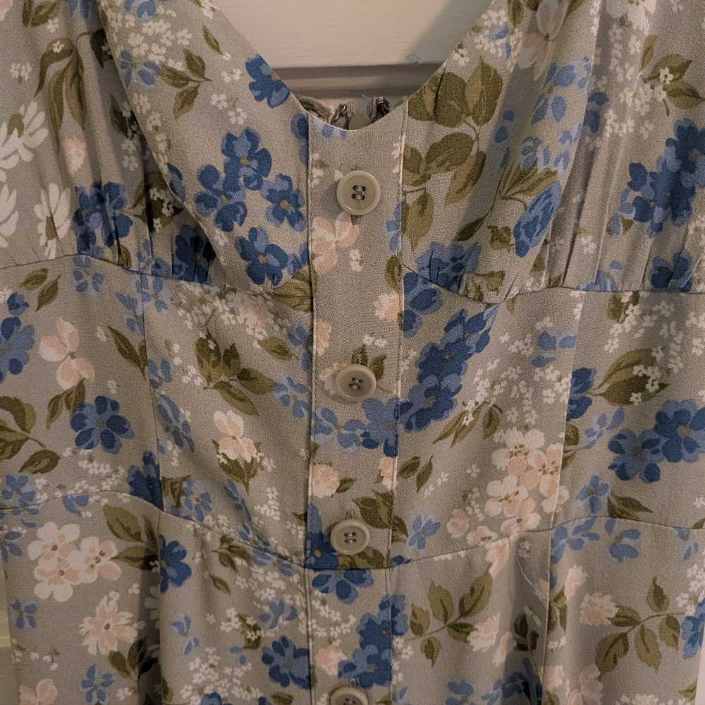 Like New Reformation Tayler Dress, Size 2 - Picture 5 of 10